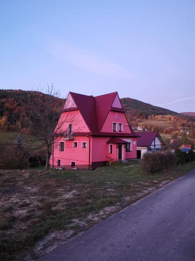 Malinowy Domek Mlynczyska Exterior foto